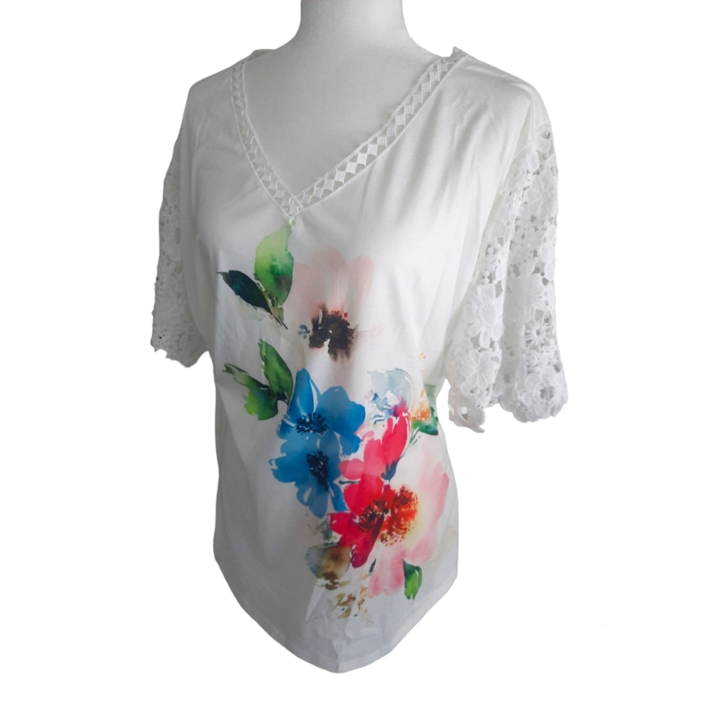 Crocheted sleeves and neckline t-shirt size 4X